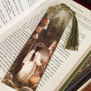 Iris Ester Bookmark Guiding Light