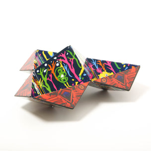 Shashibo Meow Wolf Glowquarium Grapevine | Magnetic Puzzle Cube | ©️ Conscious Craft