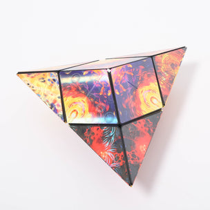 Shashibo magnetic cube puzzle Solar | © Conscious Craft