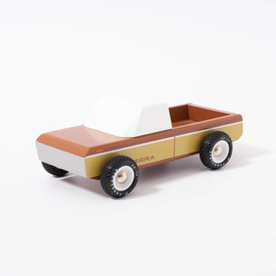 Candylab Longhorn Sierra | © Conscious Craft