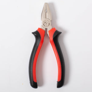 Corvus | Mini Children's Pliers | © Conscious Craft
