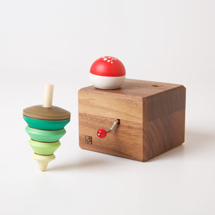 Music Box With Turn top & Tree Top | Mader Kreiselmanufaktur | © Conscious Craft
