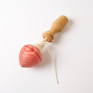 Pull-String Top in Red | Mader Kreiselmanufaktur | © Conscious Craft