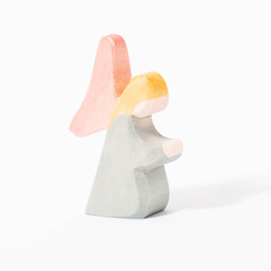 Ostheimer Angel Kneeling Blue | © Conscious Craft