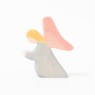 Ostheimer Angel Kneeling Blue | © Conscious Craft