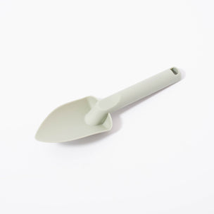 Scrunch Spade Sage Green | © Conscious Craft