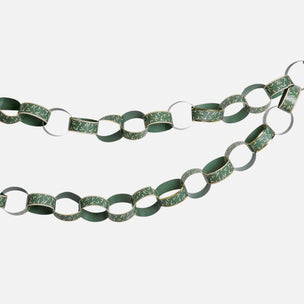 A green and gold chain-link paper garland with alternating dark green bands and textured gold-patterned loops, displayed on a clean white background.