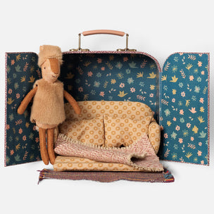 Maileg Deer little sister in Suitcase