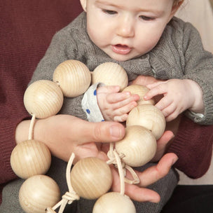 Grapat Wooden Balls Garland