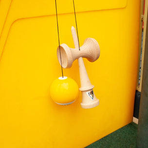 KROM Kendama POP LOL // Yellow