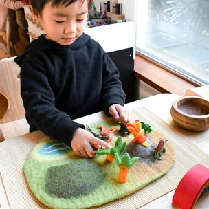 Tara Treasures | Dinosaur Land Play Mat Playscape