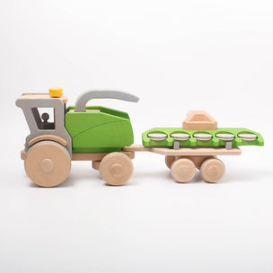 Dynamiko Felix Combine Harvester 2 Piece with additional trailer | Image © Conscious Craft