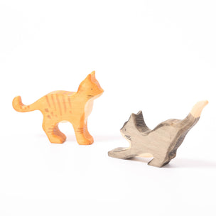 Black & white cat with Tabby Cat wooden toys from Eric & Albert | © Conscious Craft