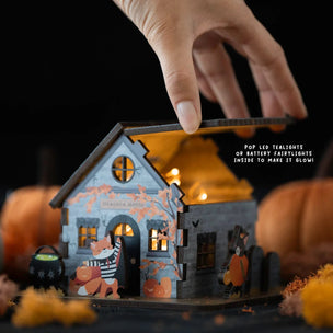 Dapple & Dot Pop & Build Scene | Halloween Cottage