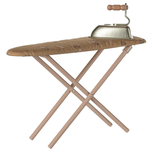 Iron and ironing board, Miniature | Powder