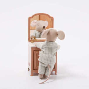 Maileg Sink Dresser Mouse | Dark Powder