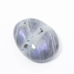 Purple Labradorite Palmstone | © Conscious Craft