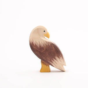 Ostheimer Bald Eagle sitting, Wild Animals of the World | Image ©️ Conscious Craft