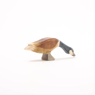 Ostheimer Canada Goose with long neck  | Image ©️ Conscious Craft