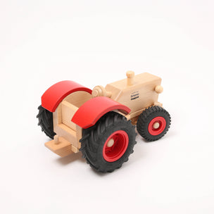 Ostheimer & Fagus 'Friends by Nature' Tractor  | Image © Conscious Craft
