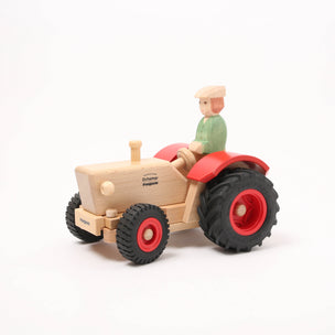 Young Farmer/Tractor Driver from Ostheimer on the Friends by Nature Tractor from Fagus | Image © Conscious Craft