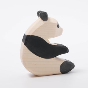 Ostheimer Panda Bear Sitting | ©️ Conscious Craft