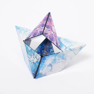 Shashibo magnetic cube puzzle Polar | © Conscious Craft