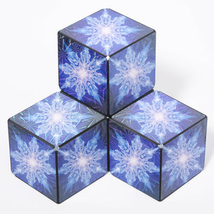 Shashibo magnetic cube puzzle Polar | © Conscious Craft