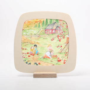 Eentje van Margo Red Cottage Autumn | Photo ©️ Conscious Craft