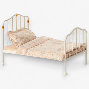 Maileg Vintage Bed Mouse White | Conscious Craft