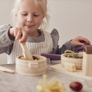 Kids Concept | Cookware Play Set Bistro | Conscious Craft