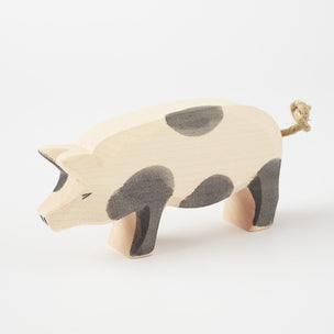 Spotted Pig from Ostheimer | © Conscious Craft