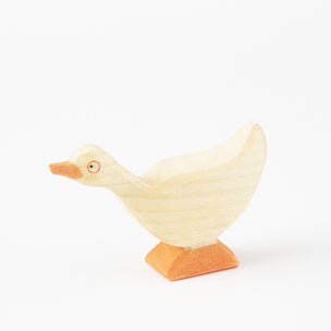 Ostheimer Goose Standing | ©️ Conscious Craft