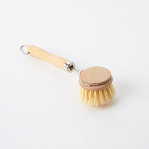 Glückskäfer | Wooden Dish Brush | © Conscious Craft