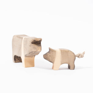 Eric & Albert Pig | © Conscious Craft
