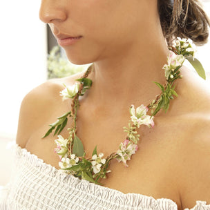 Make your Own Fresh Flower Necklace | Conscious Craft