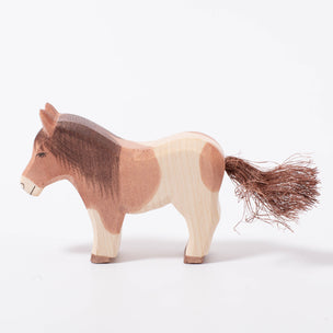 Ostheimer Shetland Pony Standing | © Conscious Craft