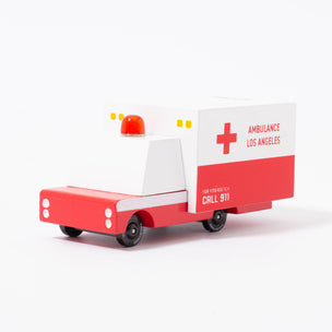 Candycar Ambulance Van | © Conscious Craft
