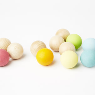 Grimms 6 Pastel Balls with Grapat Natural Balls | Conscious Craft ©