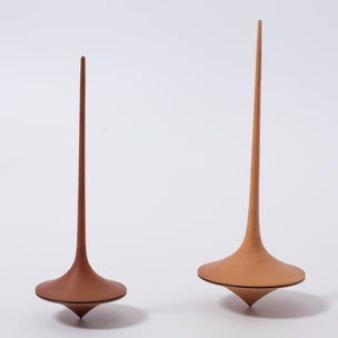 Trumpo 55cm & 45cm Spinning Top Mader | © Conscious Craft