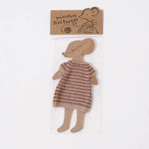 Maileg Knitted Dress for Mum Mouse | © Conscious Craft