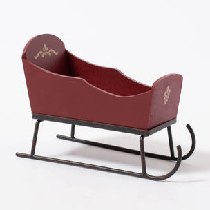 Maileg Sleigh for Mice Red | Conscious craft