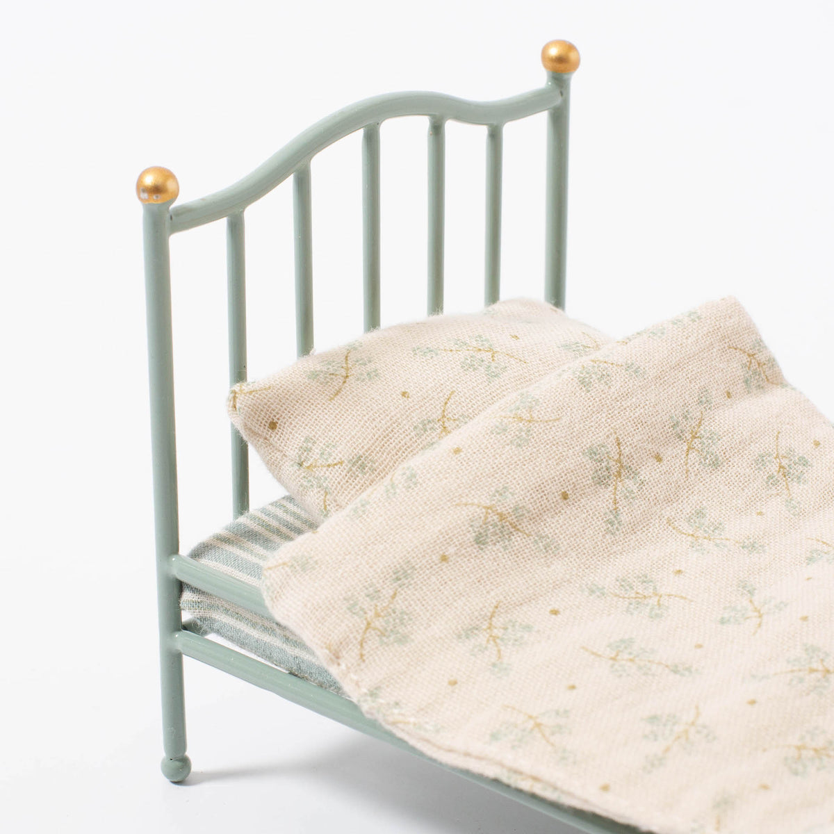 Maileg Vintage Bed Mouse Mint Conscious Craft