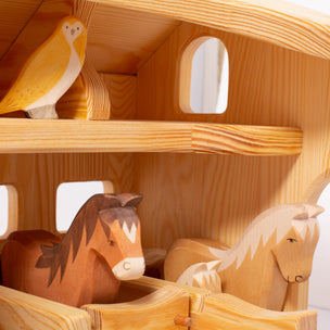 Ostheimer Nativity Stable or Barn | ©Conscious Craft