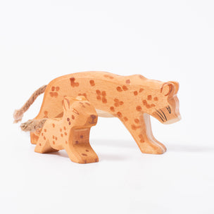 Ostheimer Leopard with young | Wild Animals of the World | ©️ Conscious Craft