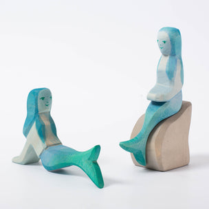 Ostheimer Mermaid Sitting with Rock & Lying | ©️ Conscious Craft