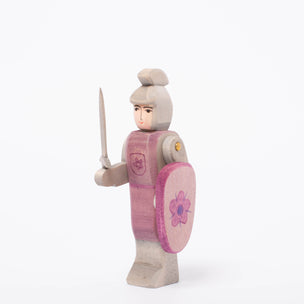 Ostheimer Knight Standing | Red with Sword | © Conscious Craft
