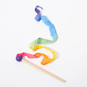 Sarah's Silks Mini Streamer in Rainbow | ©Conscious Craft