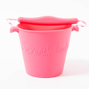 Scrunch Bucket Flamingo Pink | © Conscious Craft 